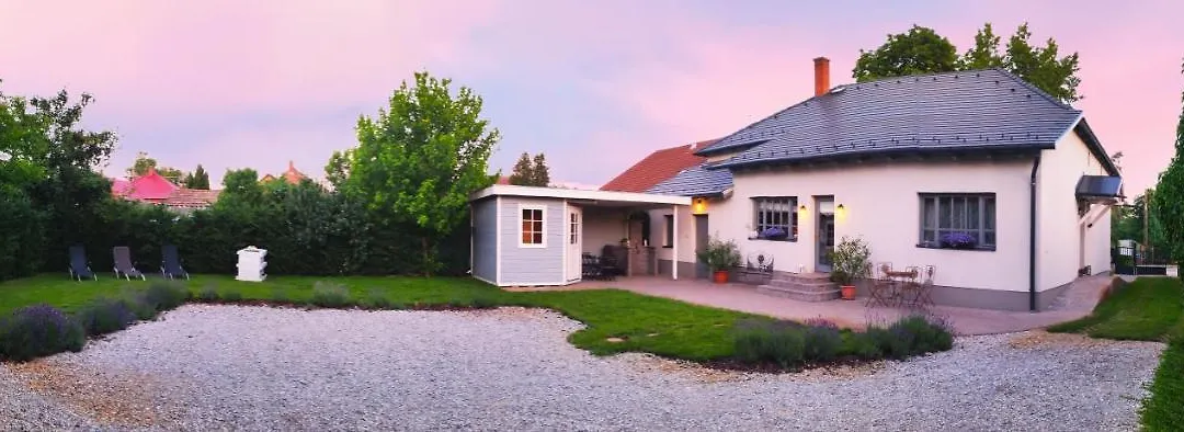 Villa Lenka-1